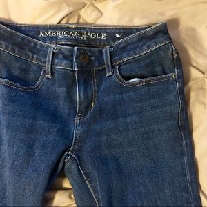 American Eagle jeans Size 2 - LIKE NEW